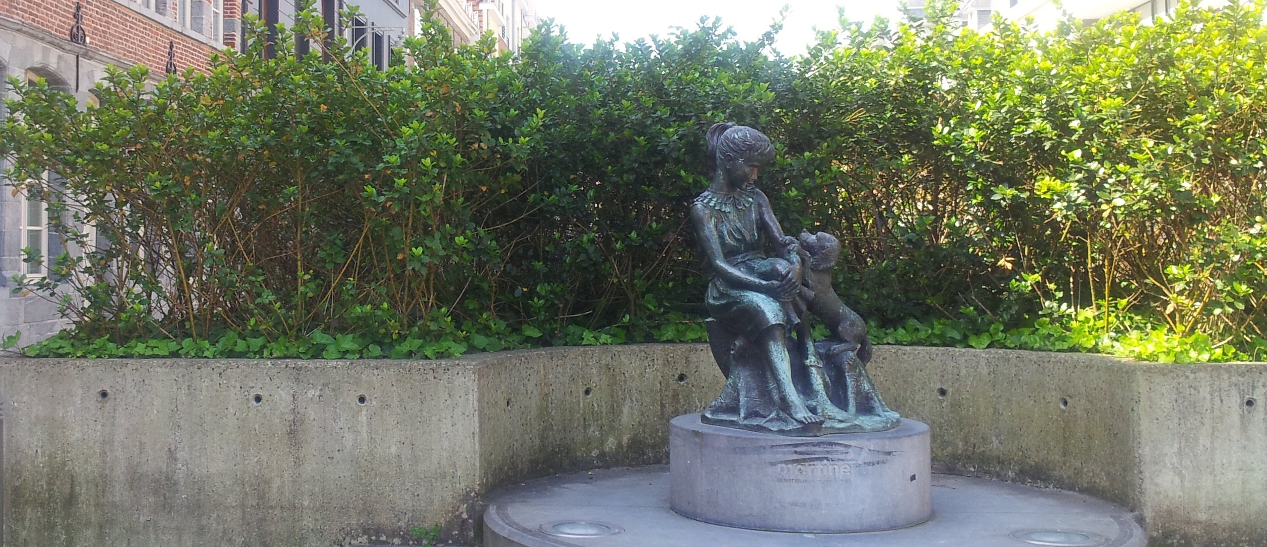 La statue de Martine à Tournai